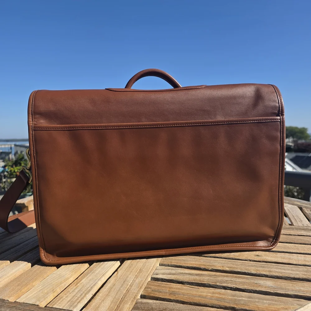 NEW, Vintage Coach, Organizer Brief - Picture 5 of 16